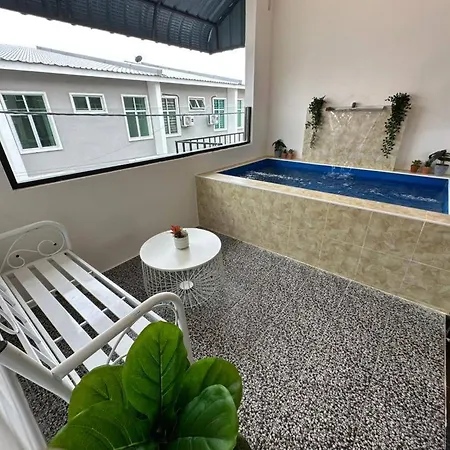 Private Pool Gf Holiday Homes 2 Kuala Terengganu Exterior photo