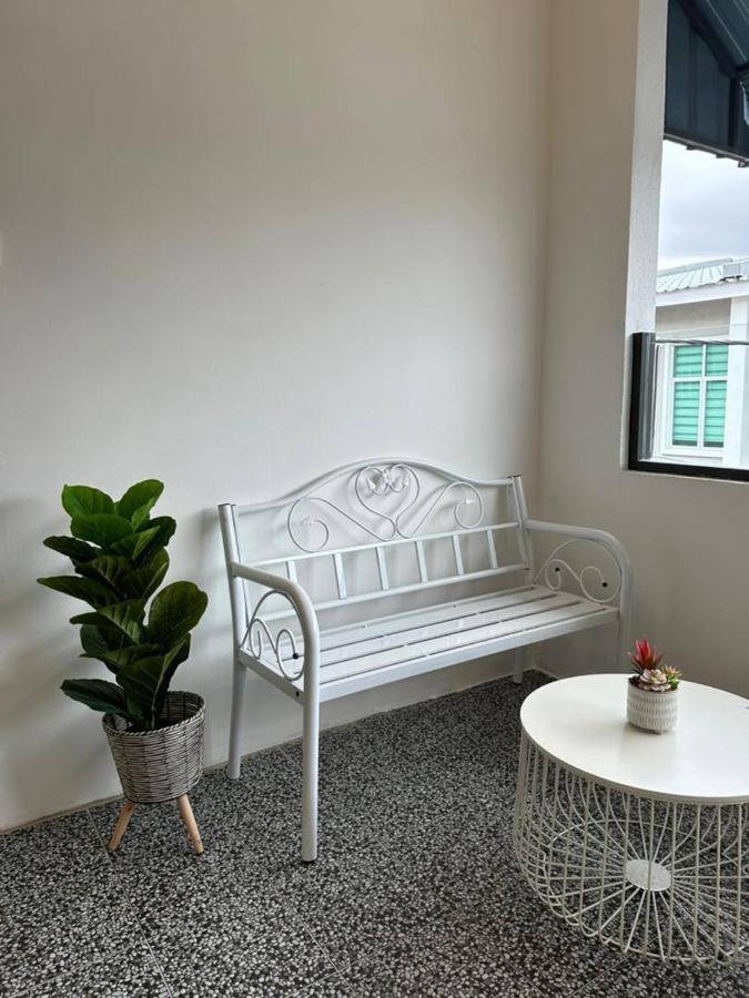 Private Pool Gf Homes 2 Holiday home *
